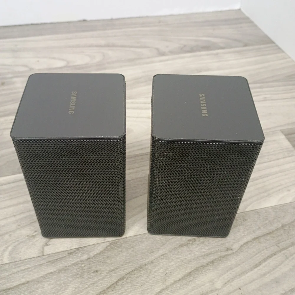 Samsung Surround Satellite Speakers PS-KS1-1  Left and Right